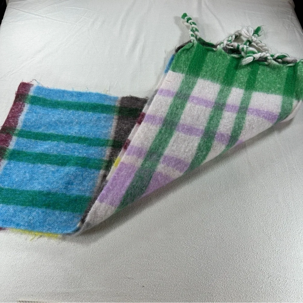 Lulu Oversized Multicolor Plaid Women's Scarf